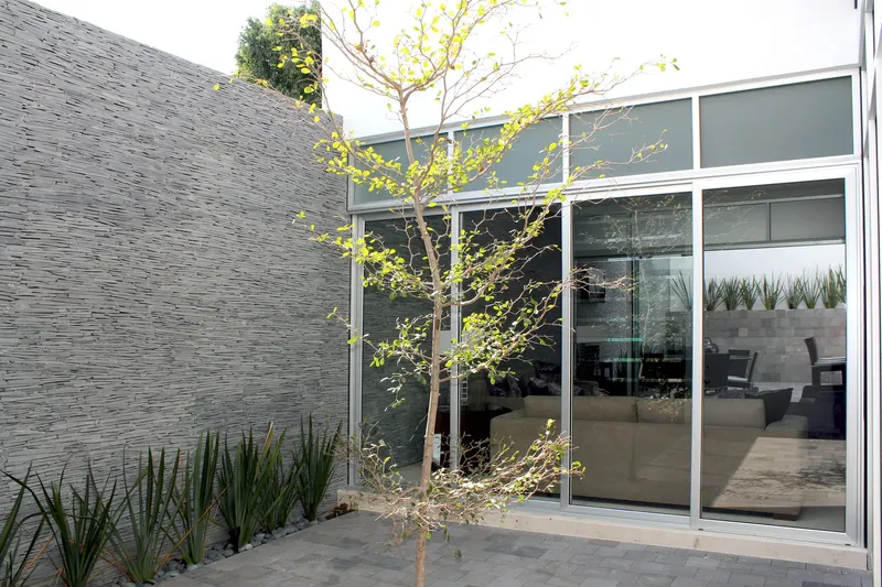 Olivos House
